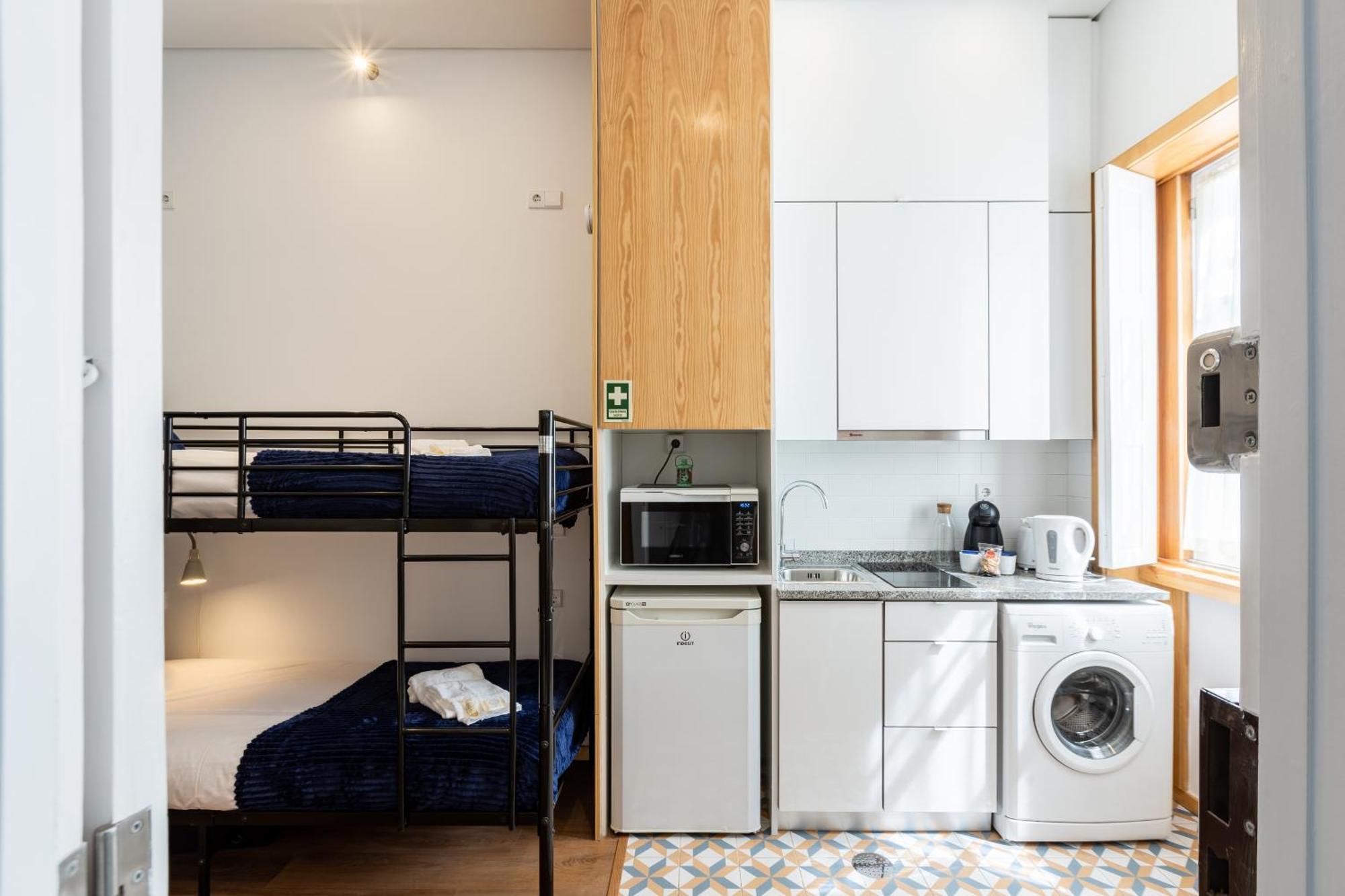 733 Costa Cabral Metro Residence Porto Quarto foto