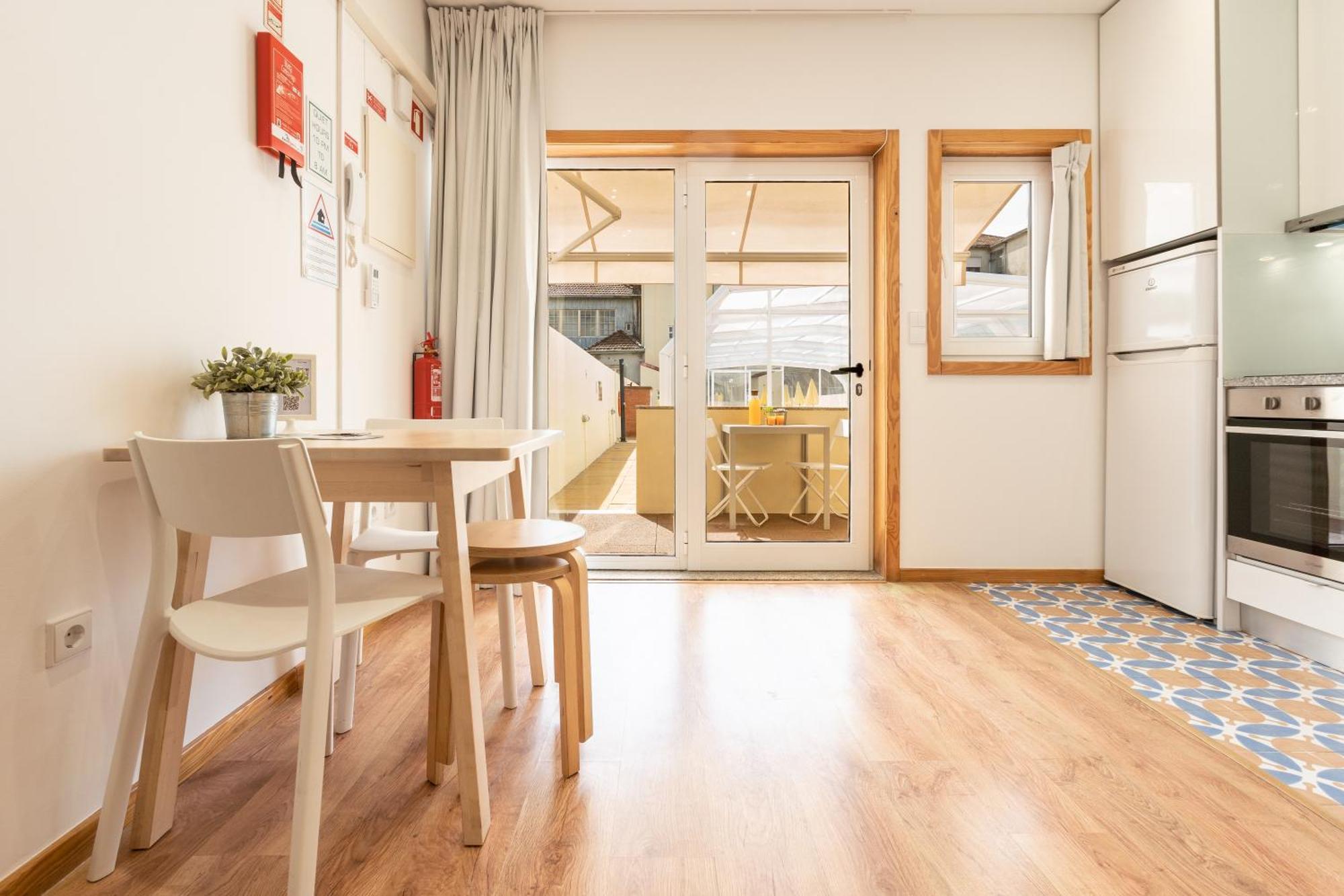 733 Costa Cabral Metro Residence Porto Quarto foto