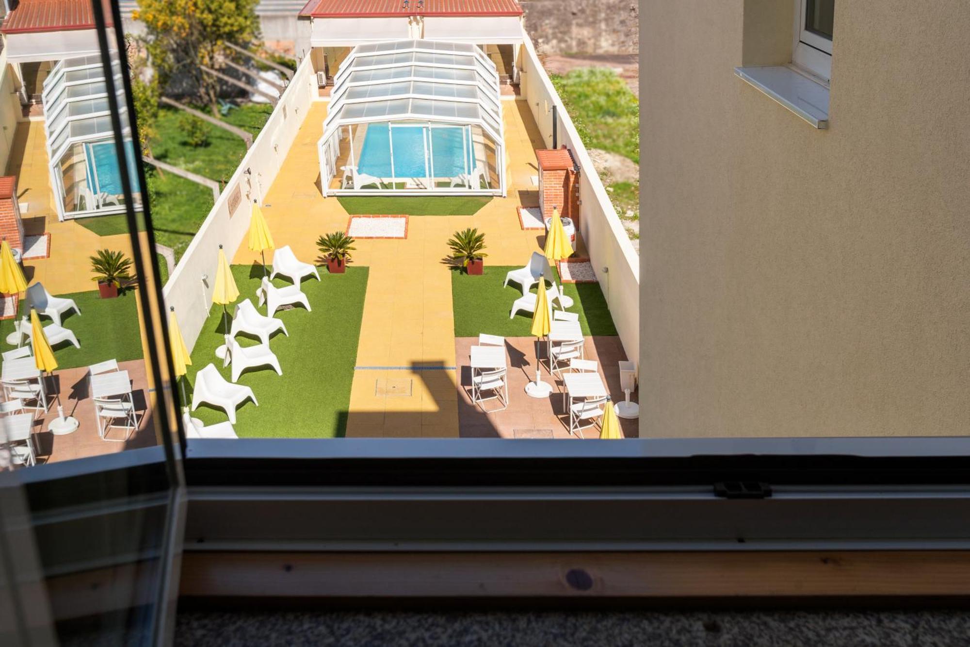 733 Costa Cabral Metro Residence Porto Quarto foto